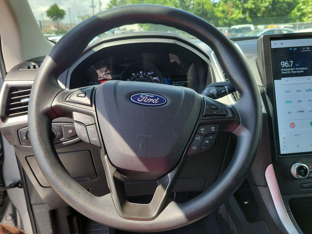 used 2024 Ford Edge car, priced at $25,150