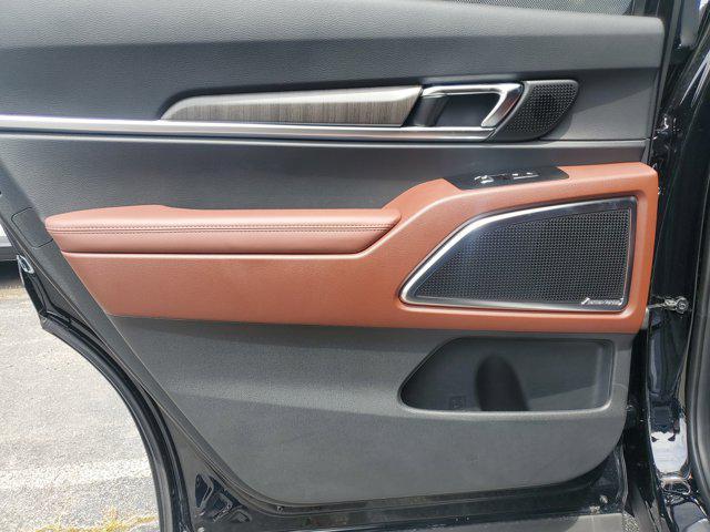 new 2025 Kia Telluride car, priced at $50,425