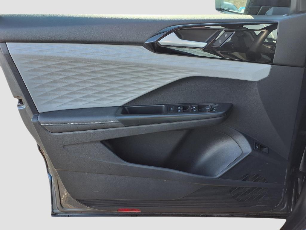 used 2024 Volkswagen Taos car, priced at $18,990