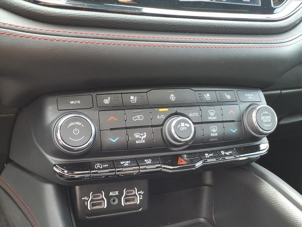 used 2024 Dodge Durango car, priced at $28,200