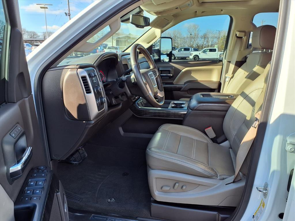 used 2016 GMC Sierra 2500 car, priced at $39,056