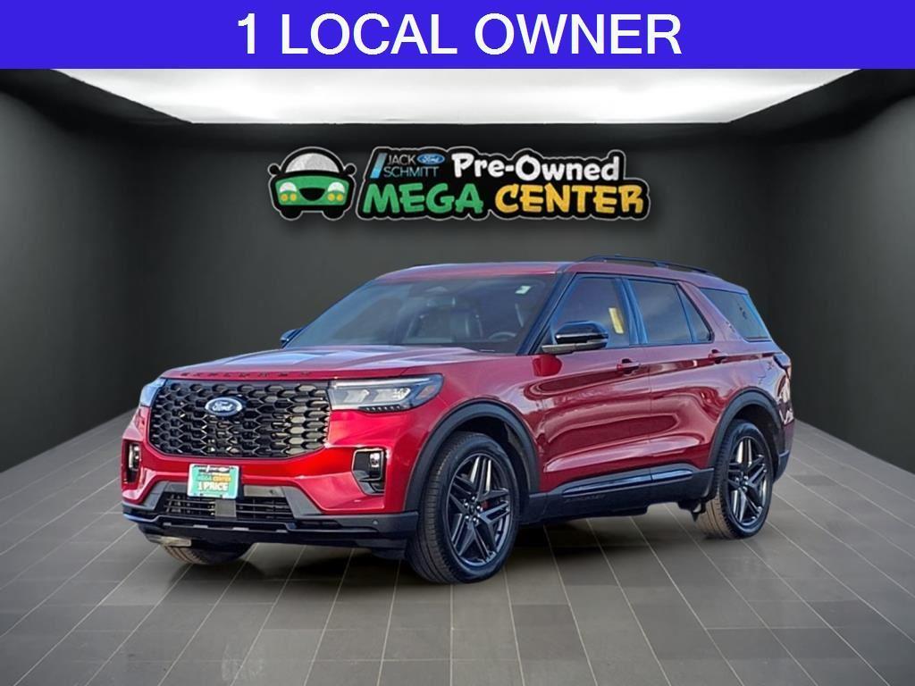 used 2025 Ford Explorer car, priced at $46,900