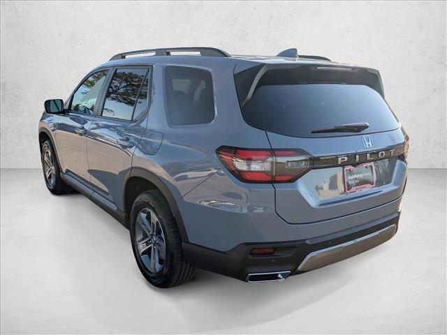 new 2026 Honda Pilot car, priced at $45,445