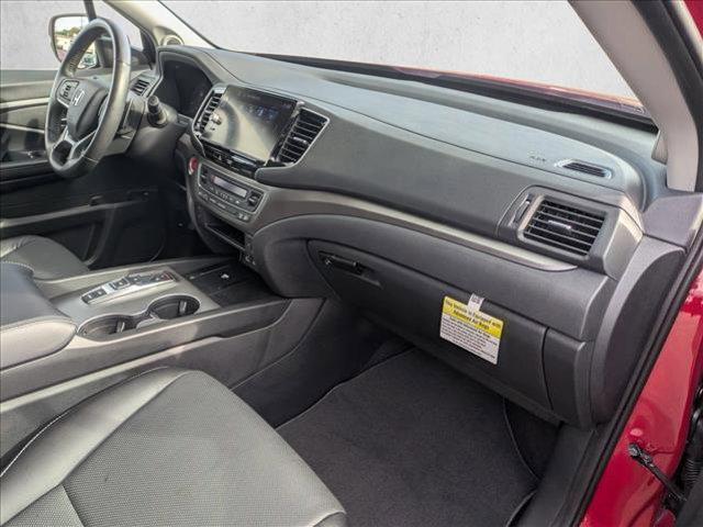 used 2025 Honda Ridgeline car, priced at $37,167