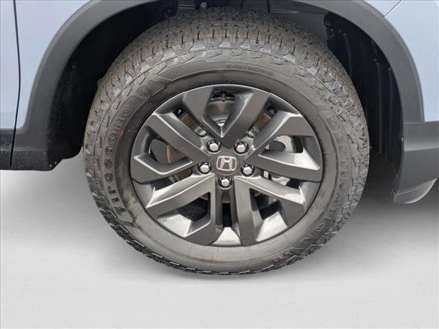 new 2025 Honda Ridgeline car, priced at $40,140