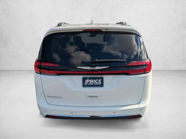 used 2022 Chrysler Pacifica car, priced at $18,971