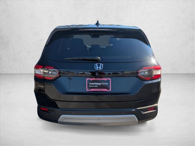 new 2025 Honda Pilot car, priced at $42,846