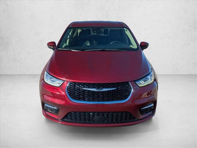 used 2023 Chrysler Pacifica car, priced at $20,457