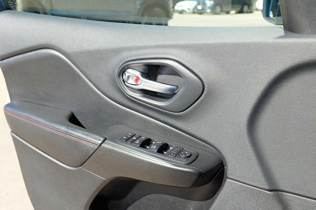 used 2020 Jeep Cherokee car, priced at $20,898