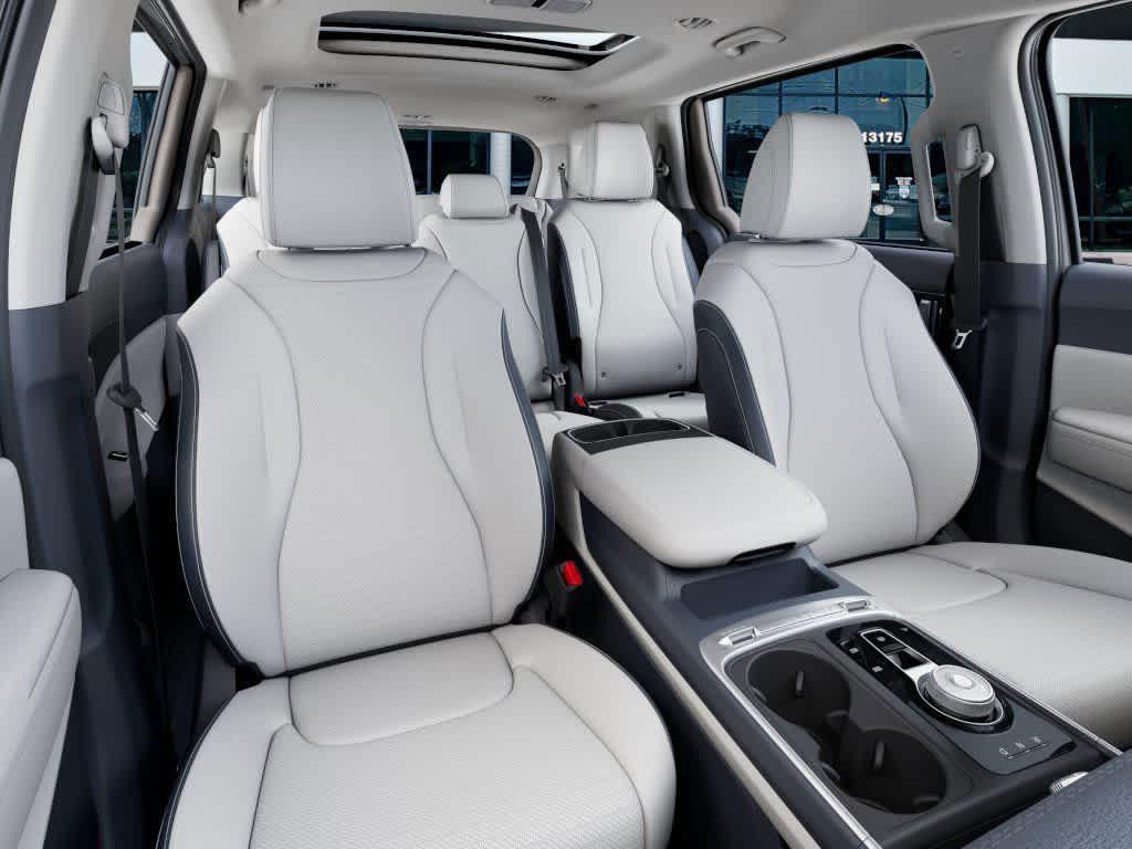 new 2026 Kia Carnival Hybrid car, priced at $55,290