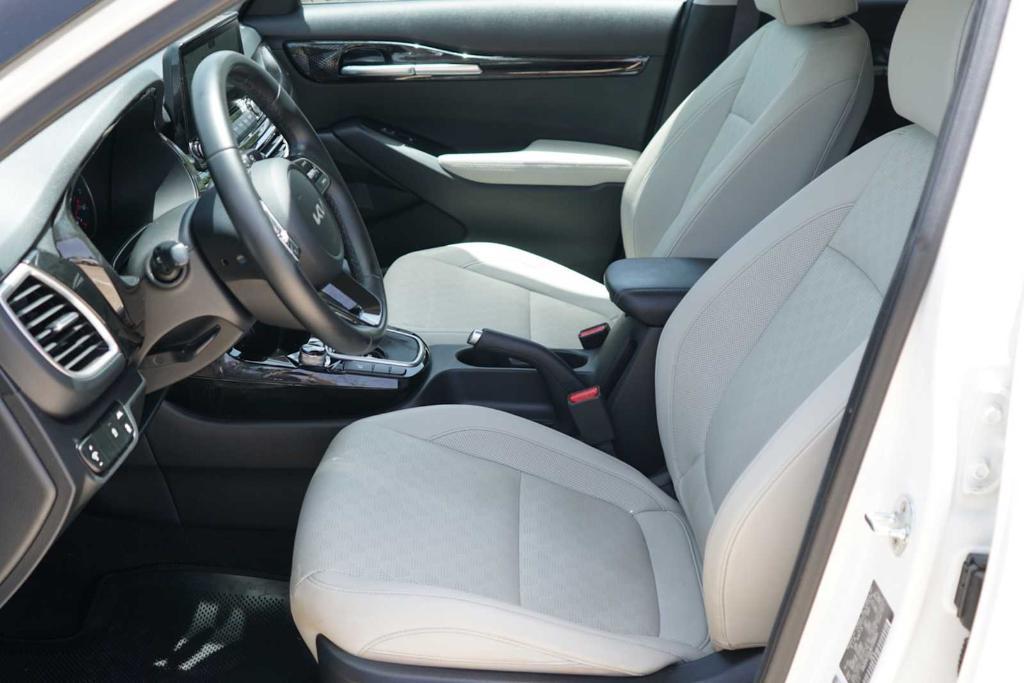 used 2022 Kia Seltos car, priced at $22,018