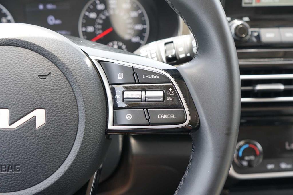 used 2022 Kia Seltos car, priced at $22,018