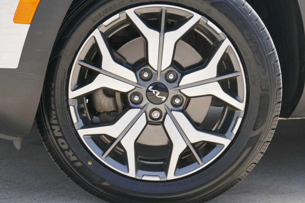 used 2022 Kia Seltos car, priced at $22,018