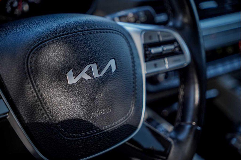 used 2022 Kia Telluride car, priced at $30,998