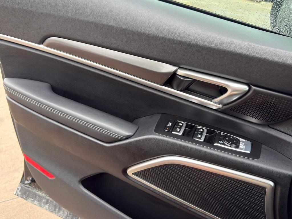 used 2024 Kia Telluride car, priced at $33,898
