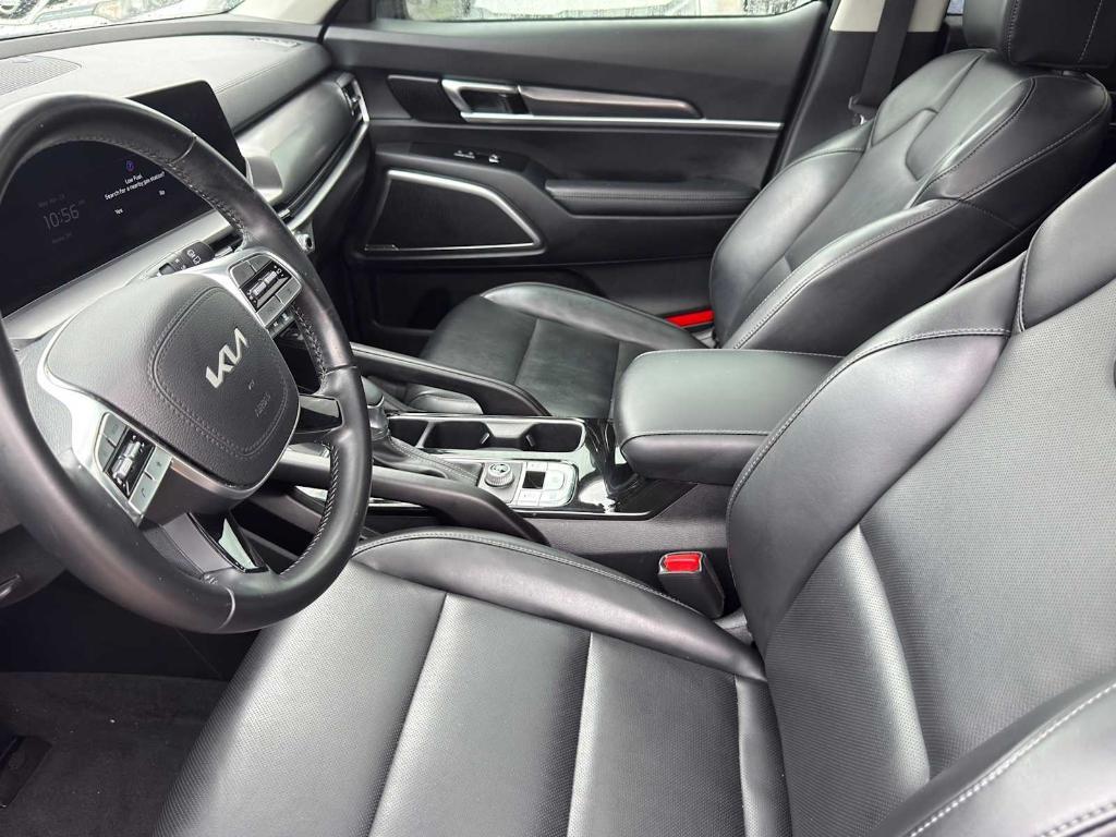 used 2024 Kia Telluride car, priced at $33,898