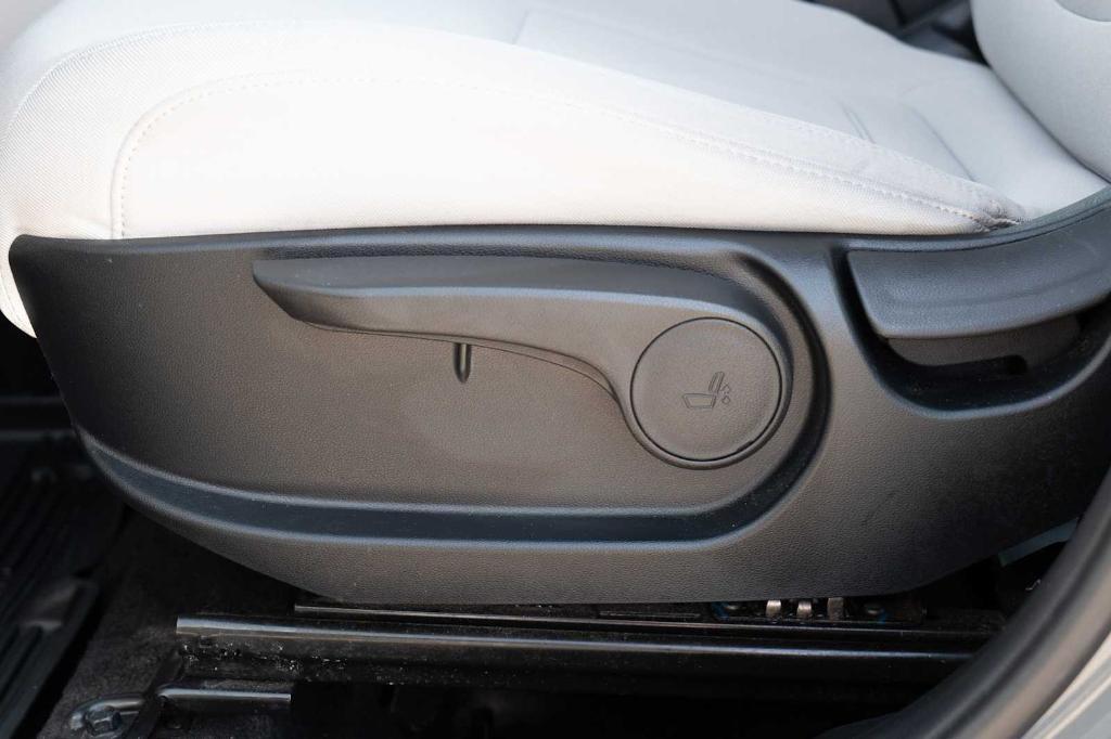 used 2025 Hyundai Tucson car, priced at $21,098