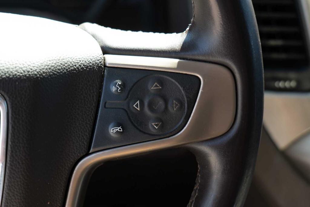 used 2015 GMC Yukon car, priced at $18,598