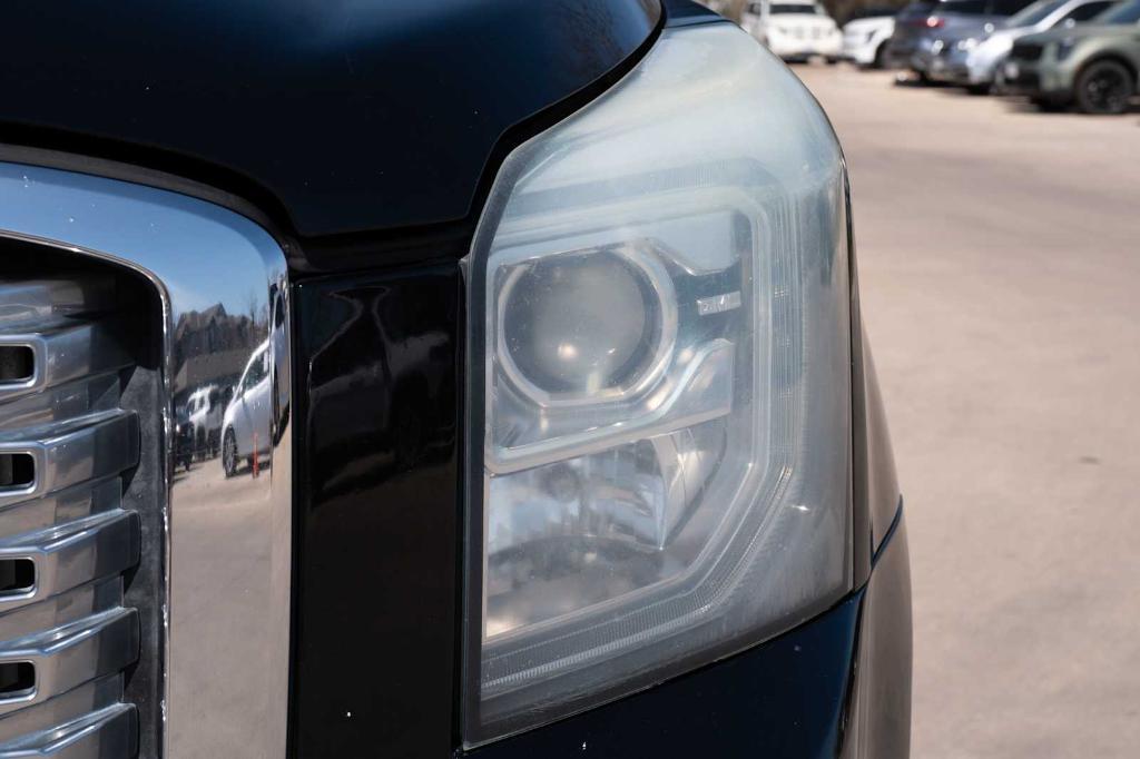 used 2015 GMC Yukon car, priced at $18,598