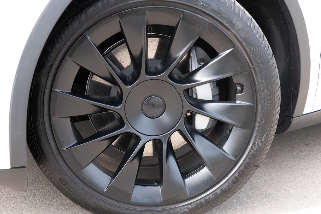 used 2021 Tesla Model Y car, priced at $28,098