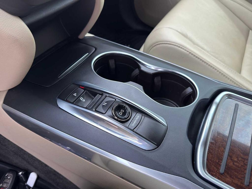used 2018 Acura MDX car, priced at $18,818