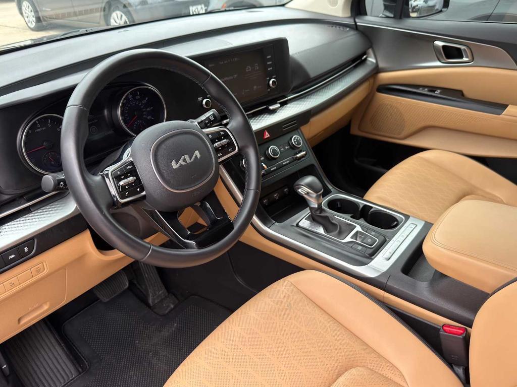 used 2023 Kia Carnival car, priced at $27,918