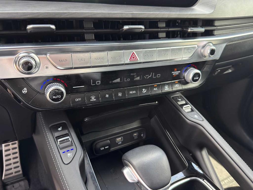 used 2024 Kia Telluride car, priced at $39,098
