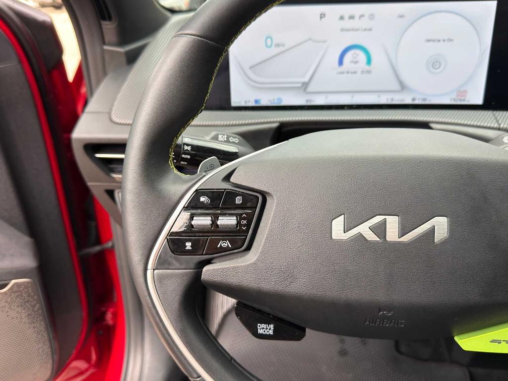 used 2023 Kia EV6 car, priced at $32,898