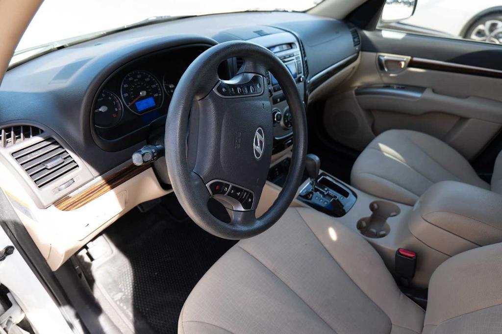 used 2012 Hyundai Santa Fe car, priced at $7,000