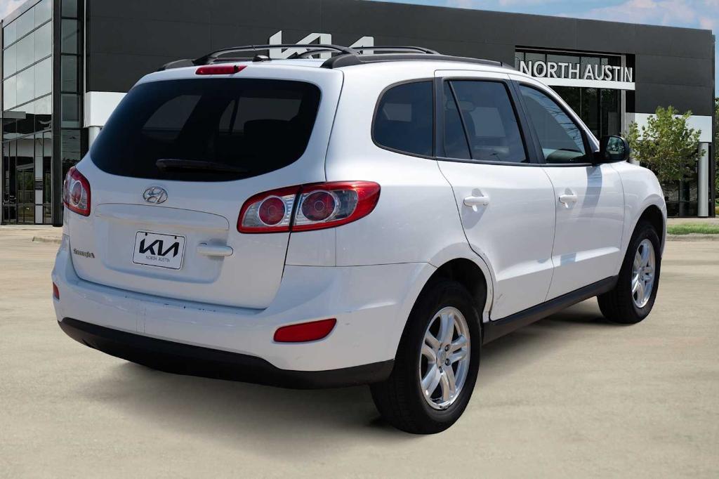 used 2012 Hyundai Santa Fe car, priced at $7,000