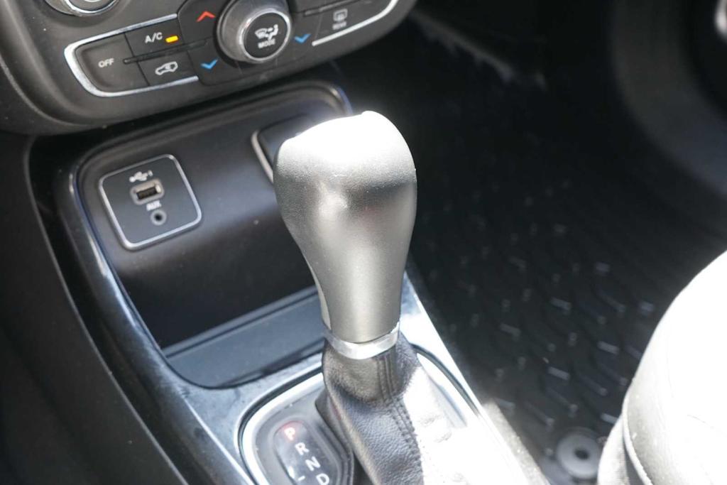 used 2020 Jeep Compass car, priced at $16,318