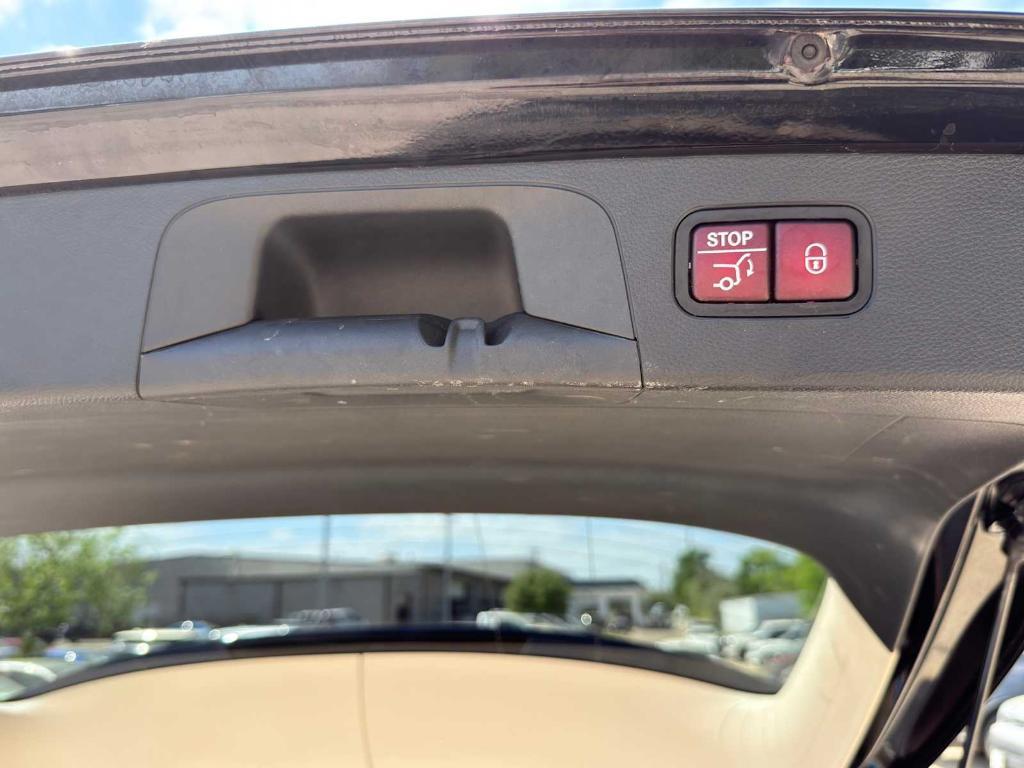 used 2018 Mercedes-Benz GLC 300 car, priced at $14,298