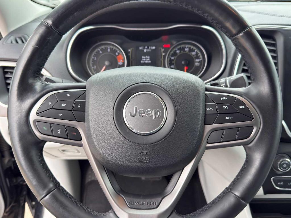 used 2021 Jeep Cherokee car, priced at $18,198