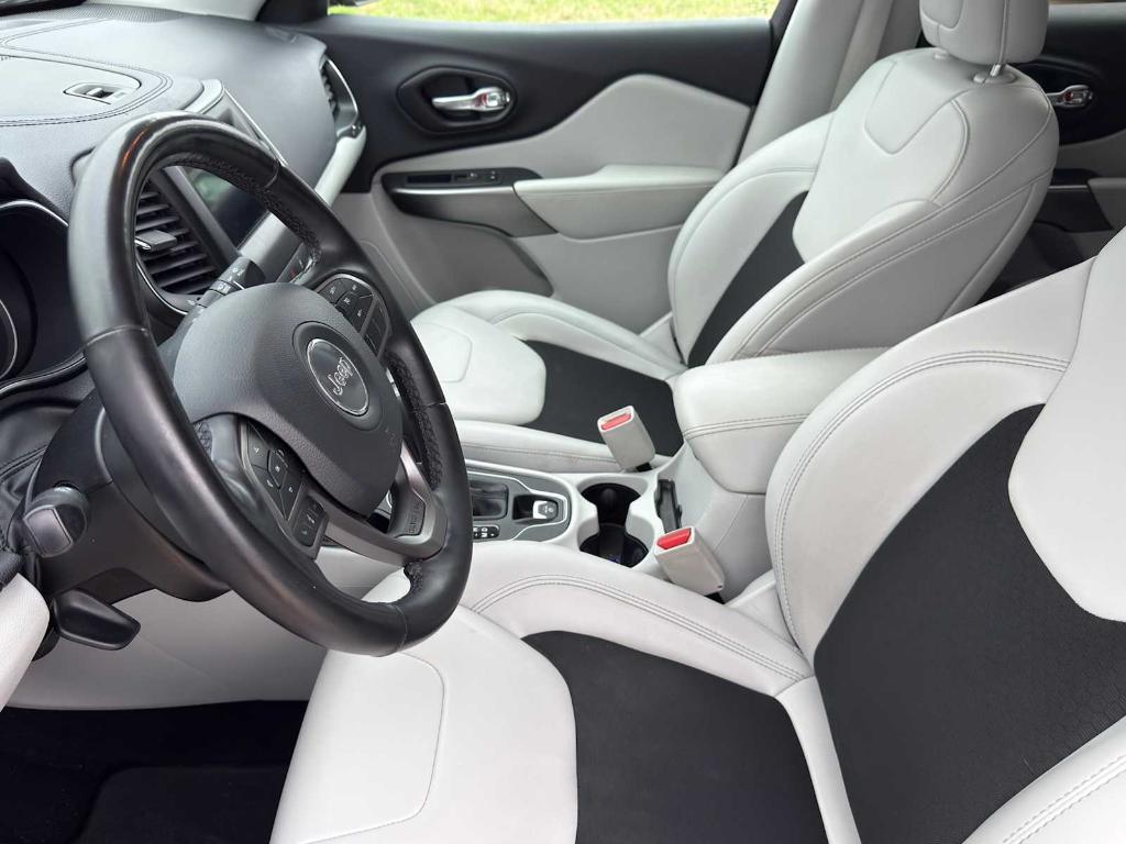 used 2021 Jeep Cherokee car, priced at $18,198