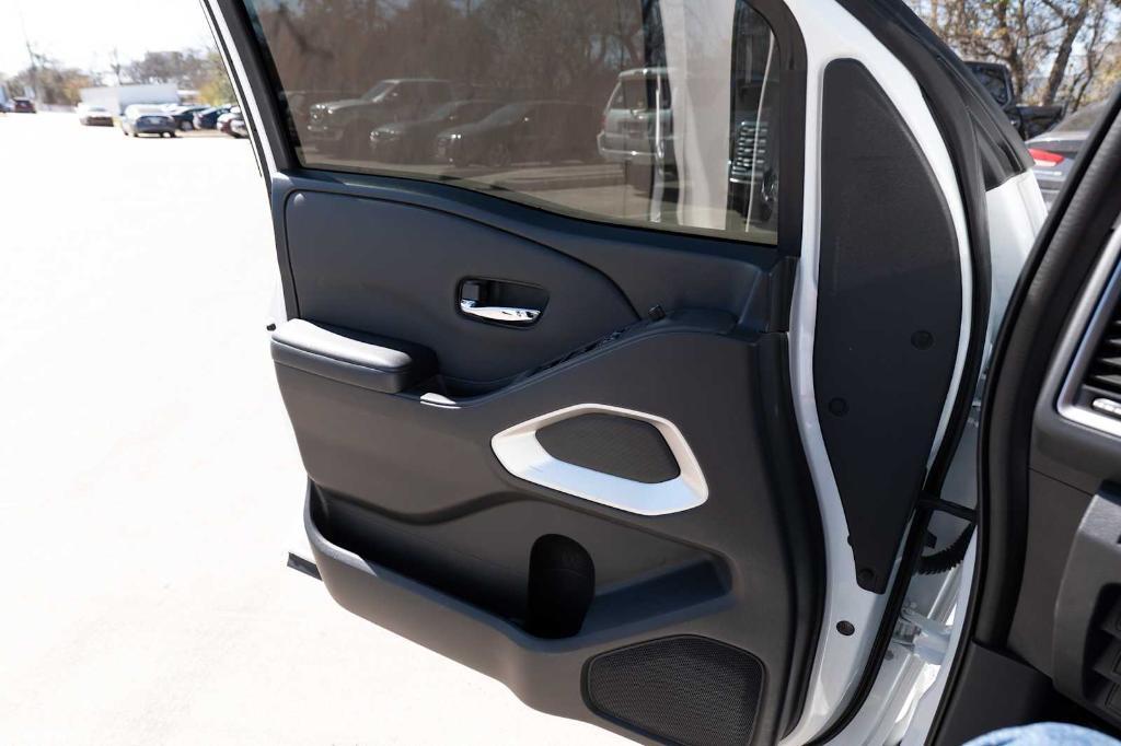 used 2022 Nissan Frontier car, priced at $23,098