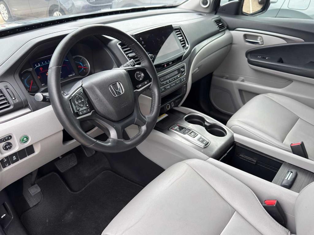 used 2022 Honda Pilot car, priced at $24,818