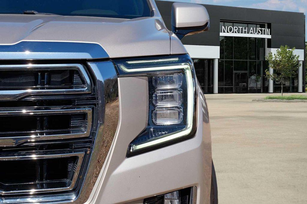 used 2021 GMC Yukon XL car, priced at $29,798