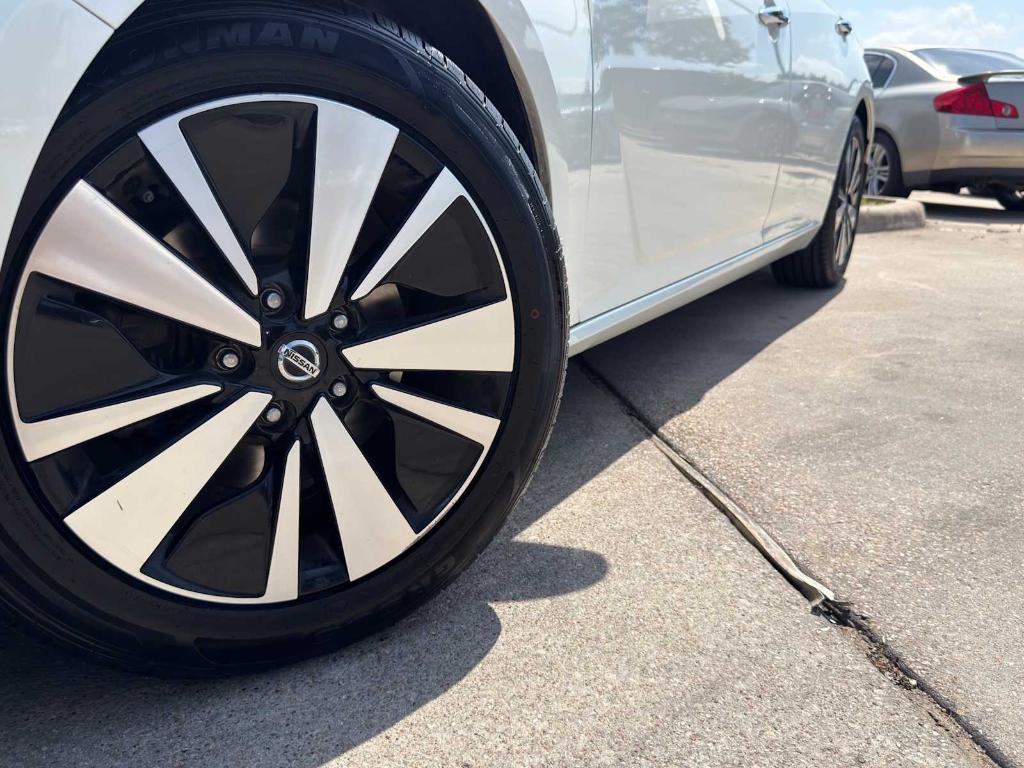 used 2019 Nissan Altima car, priced at $15,118