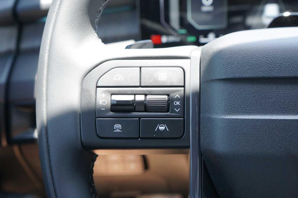 used 2027 Kia Telluride car, priced at $57,018