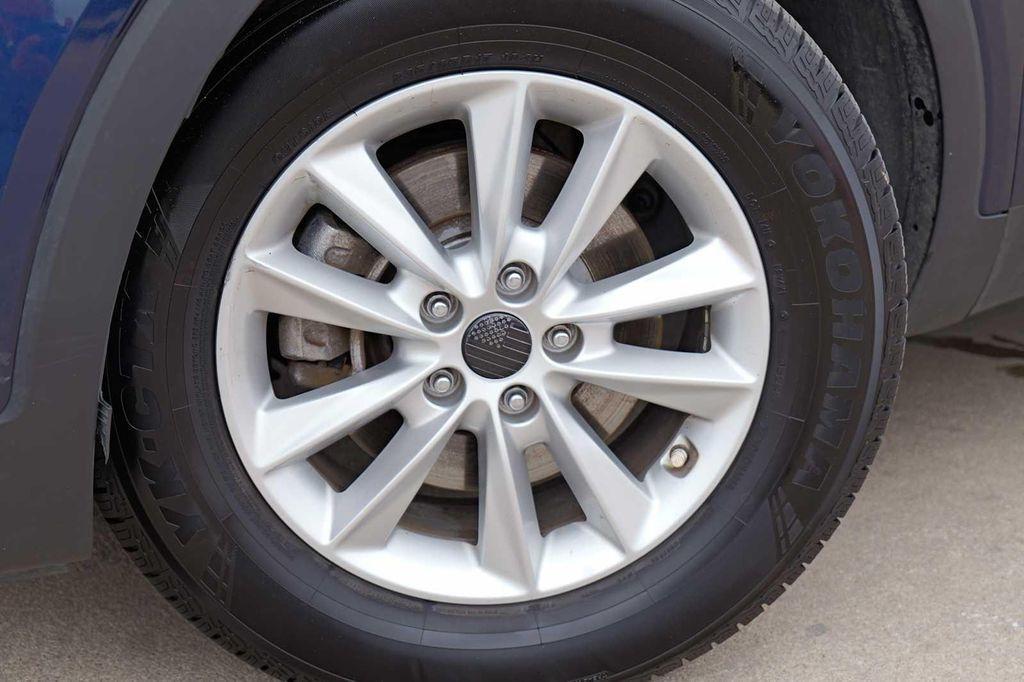 used 2019 Kia Sorento car, priced at $15,498