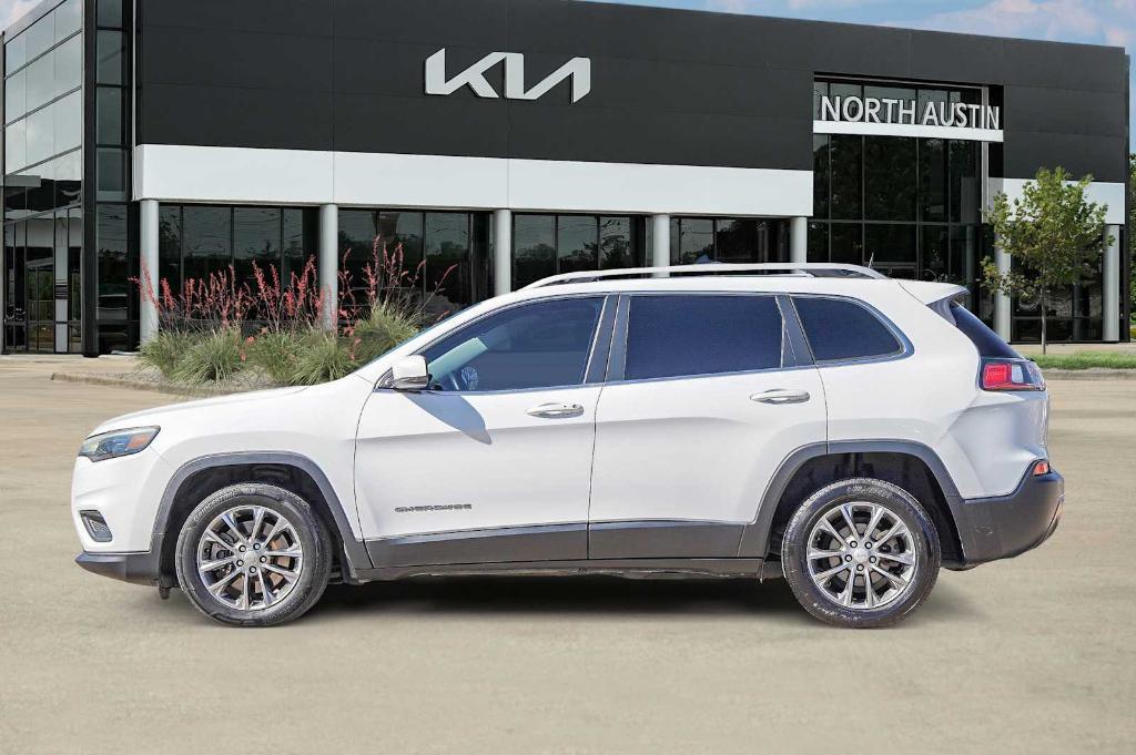 used 2019 Jeep Cherokee car, priced at $9,998