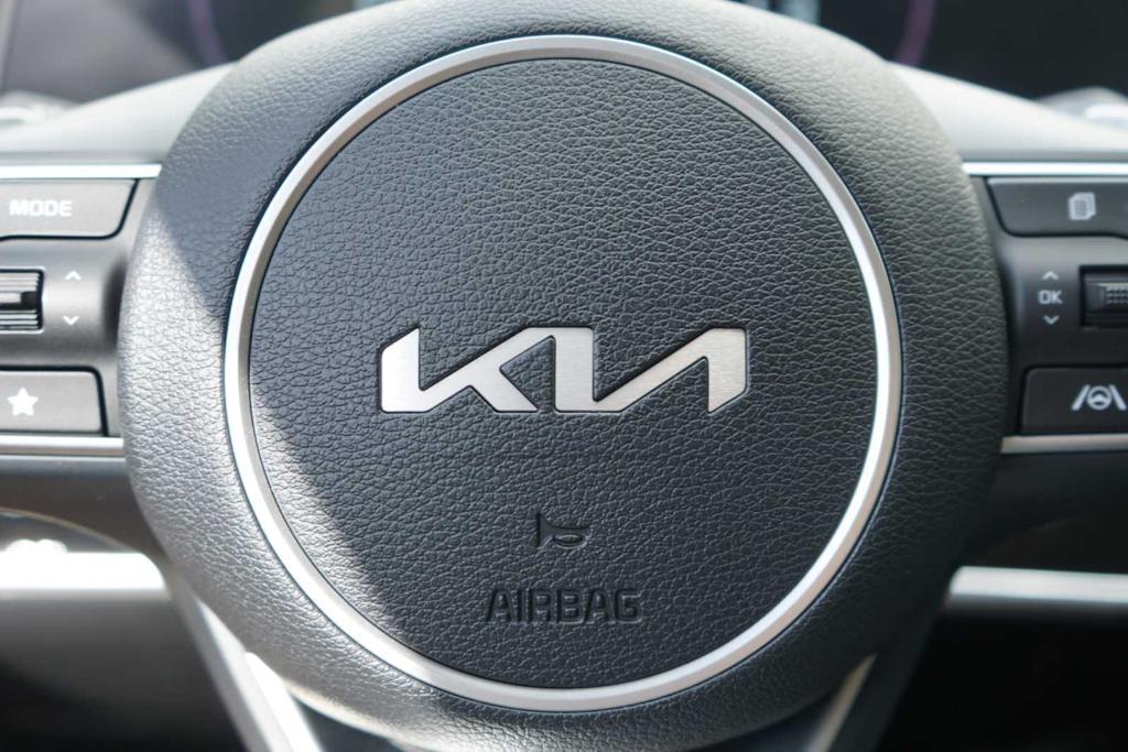 used 2023 Kia Sportage Hybrid car, priced at $26,018