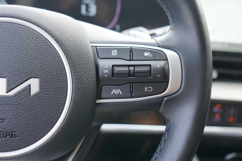 used 2023 Kia Sportage Hybrid car, priced at $26,018