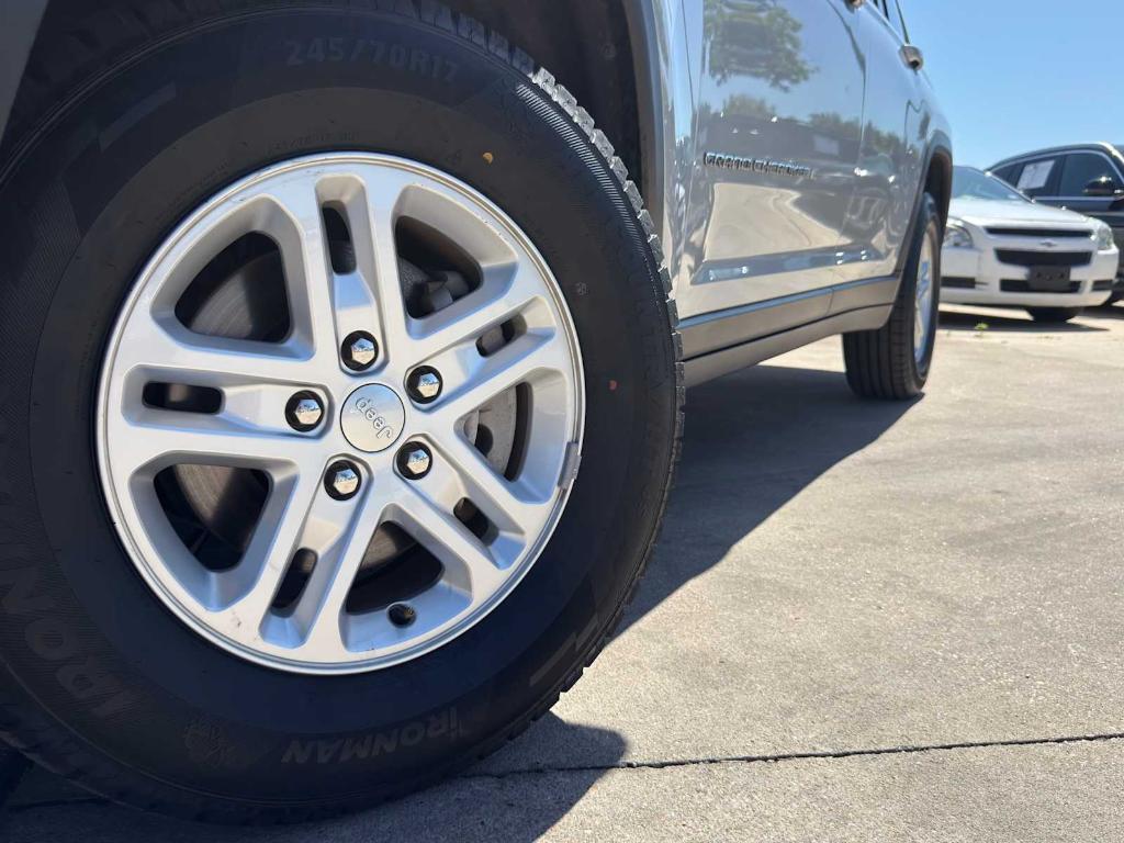 used 2023 Jeep Grand Cherokee car, priced at $23,718