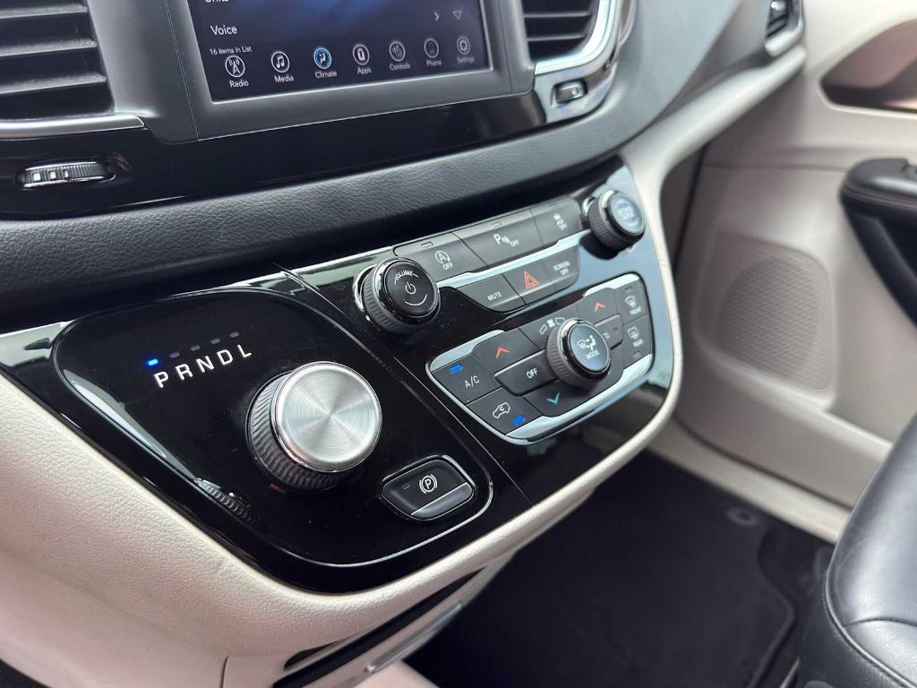 used 2018 Chrysler Pacifica car, priced at $13,198