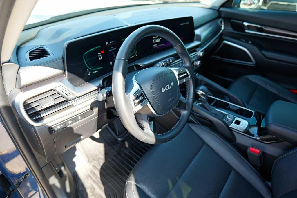 used 2023 Kia Telluride car, priced at $25,998