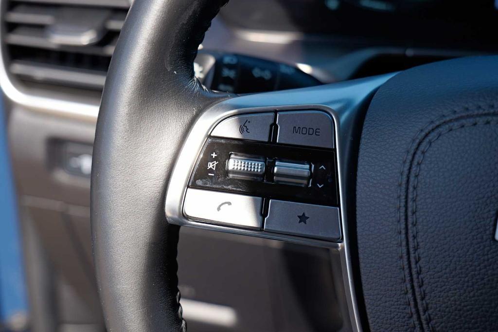 used 2023 Kia Telluride car, priced at $25,998