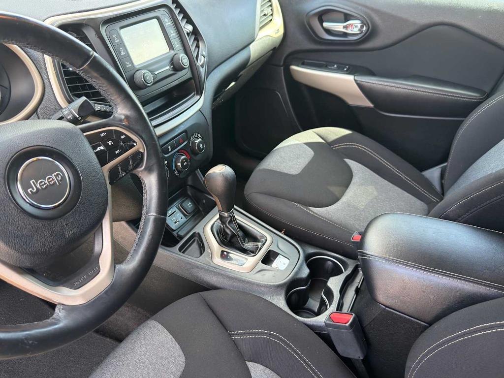 used 2018 Jeep Cherokee car, priced at $16,098