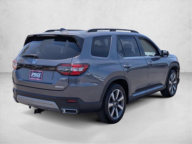 used 2024 Honda Pilot car, priced at $39,204