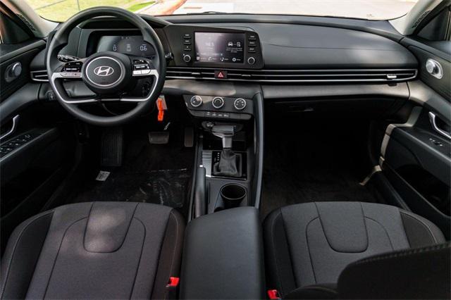 new 2025 Hyundai Elantra car, priced at $21,288